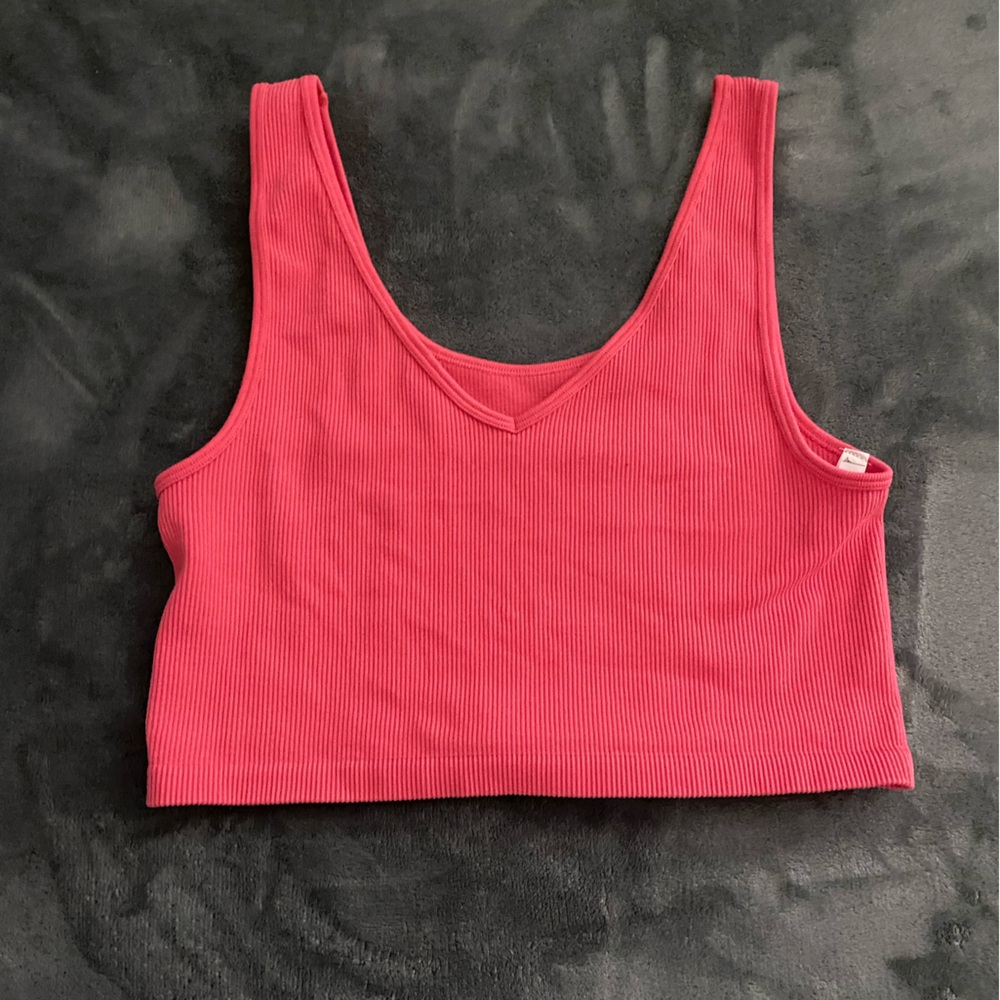 Aeropostale hot pink v cut tank